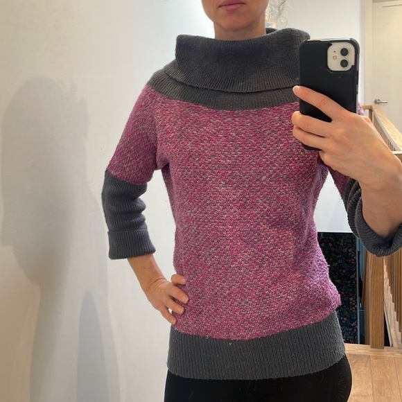 Pink Martini knit turtleneck sweater pullover pink gray 7/8 sleeves size M - Picture 11 of 11